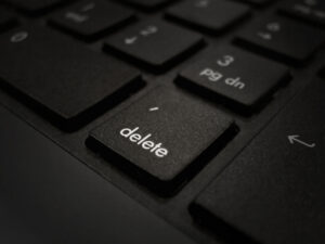 delete button on keyboard
